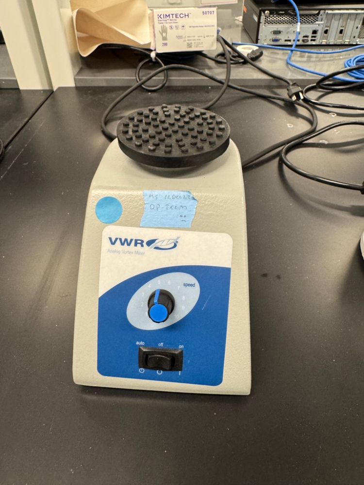 Image of VWR Analog Vortex Mixer